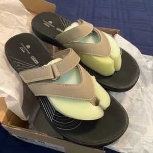 Women’s Clark’s Brinkley Marin Flip-Flops